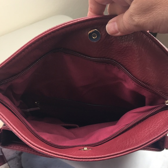 Brand New Purse With Pockets Zip Closures Chain/Strap Crossbody Clutch Shoulder - Picture 6 of 10